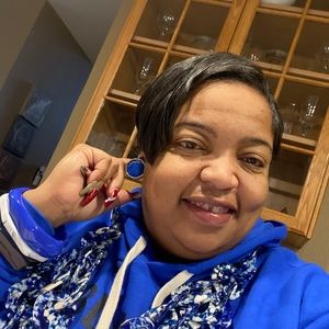 Meet your Posher, Posh